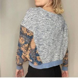 Anthropologie boucle knit batwing long sleeve blue floral  print sweater S